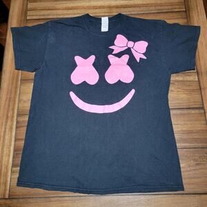 Gildan Black Tee Pink Marshmello Smile w/ Bow - Size Large